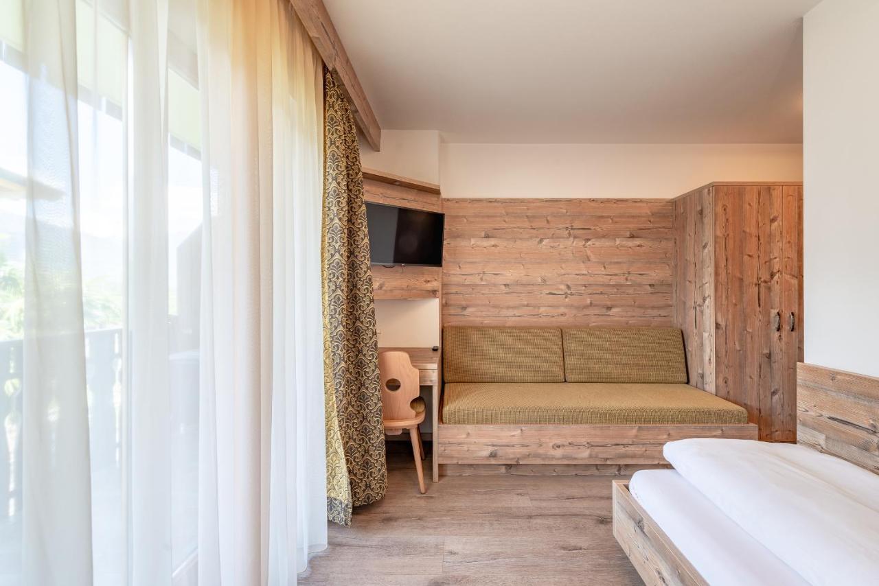 Hotel Christine Gargazzone Eksteriør bilde