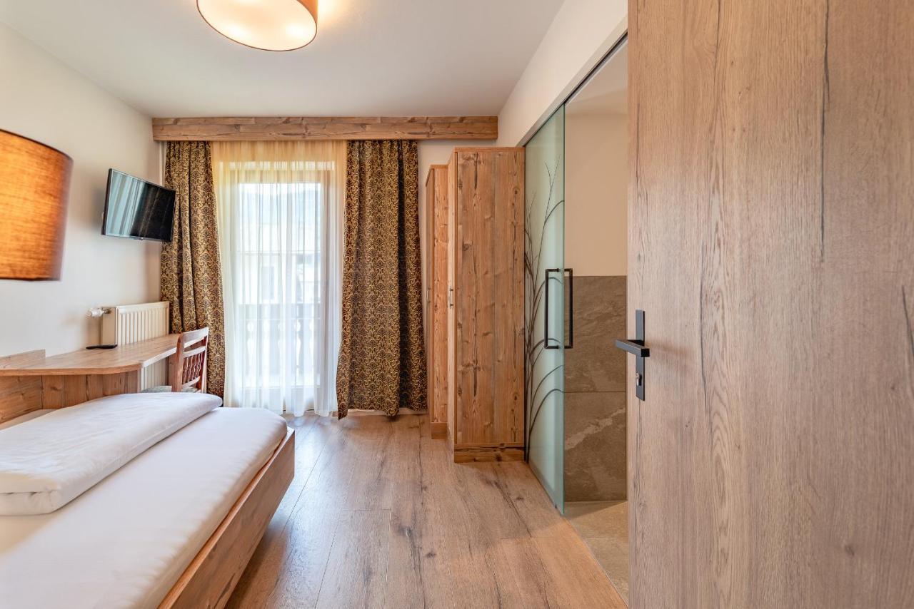 Hotel Christine Gargazzone Eksteriør bilde